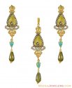 22K Stones Pendant Set - Click here to buy online - 1,885 only..
