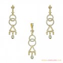 22K Fancy pendant set - Click here to buy online - 1,105 only..