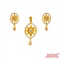 22k Gold Pendant Set  - Click here to buy online - 803 only..