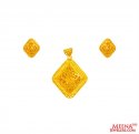 22K Gold Traditional Pendant Set - Click here to buy online - 2,183 only..