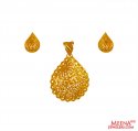 22kt Gold Pendant Set - Click here to buy online - 1,148 only..