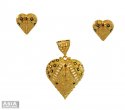 22K Gold Heart Pendant Set - Click here to buy online - 728 only..