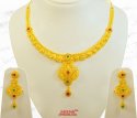 22Kt Gold Stones Necklace Set - Click here to buy online - 6,466 only..