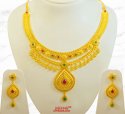 22Kt Gold Stone Necklace Set - Click here to buy online - 6,615 only..