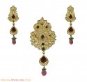 Click here to View - Kundan Pendant Set (22 Karat) 