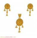 22K Floral Pendant Set - Click here to buy online - 772 only..