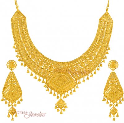 Indian Bridal Jewelry Gold on 22kt Gold  Indian Bridal  Necklace And Earrings Set  Necklace Is Wide