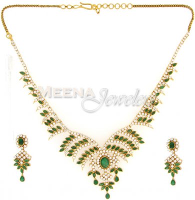 22 Kt Gold Emerald And Cubic Zircon Set ( Combination Necklace Set )