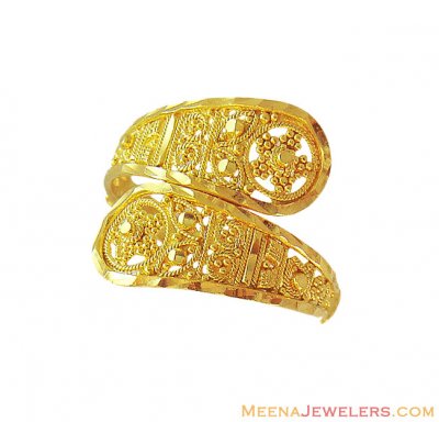22K Gold Fancy Filigree Ring  ( Ladies Gold Ring )