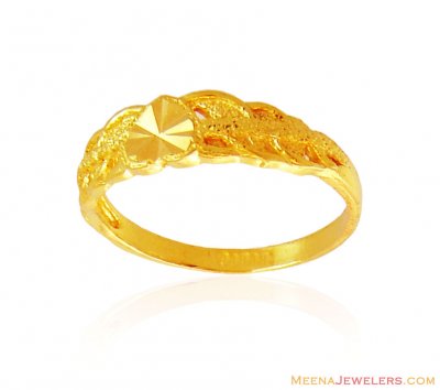 Ladies Gold Ring ( Ladies Gold Ring )
