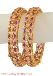 Antique Ruby Bangle (22K Gold)
