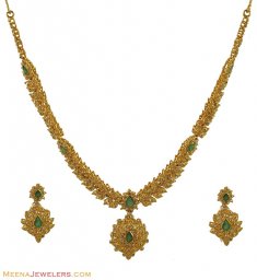 Gold Diamond Necklace Sets