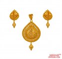 22kt Gold Pendant Set - Click here to buy online - 1,281 only..