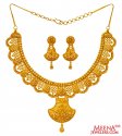 Click here to View - 22K Gold Traditional Necklace Set 