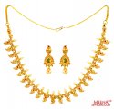 Click here to View - Uncut Diamond Necklace Set 22K 