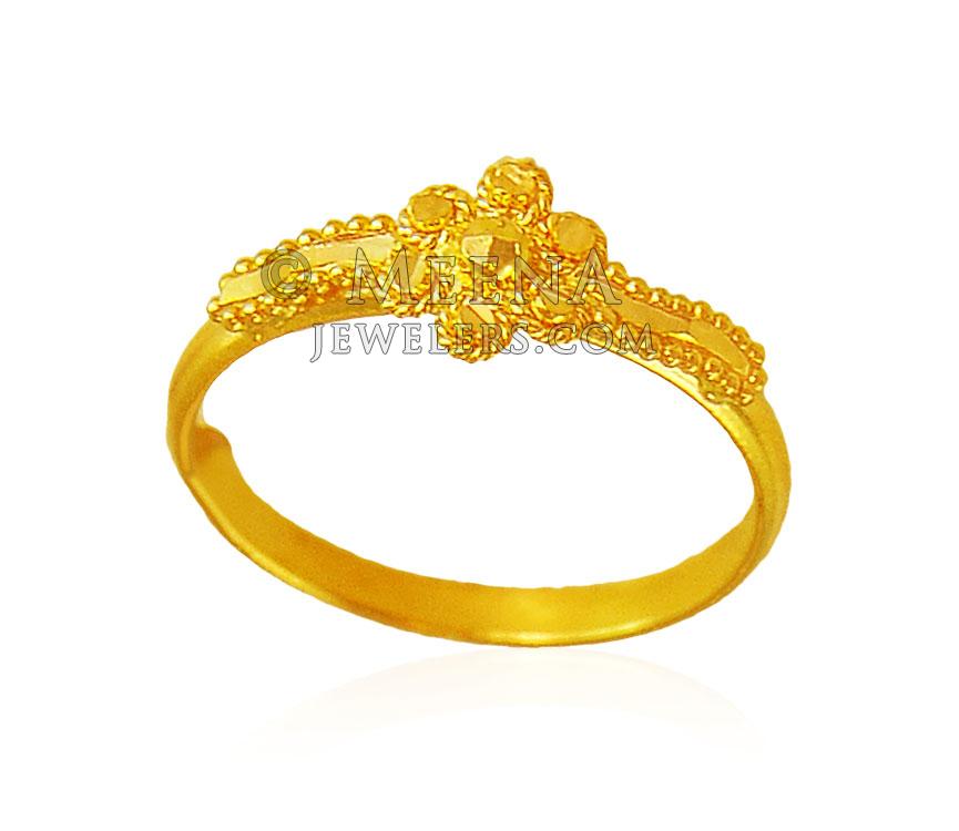 22kt Gold Baby Ring BjRi20001 22kt Gold Kids Ring is designed