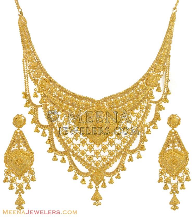 Indian Gold Necklace Set - StGo9716 - Gold necklace and earrings set ...