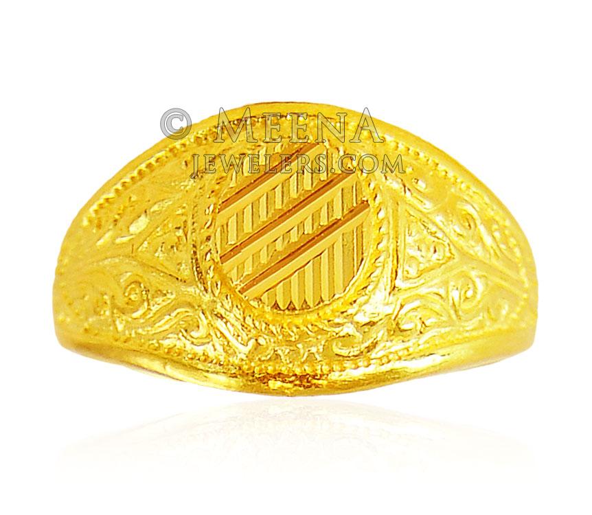22Kt Gold Ring For Mens - RiMs20449 - 22K Gold ring for men's is designed with linear and fancy ...