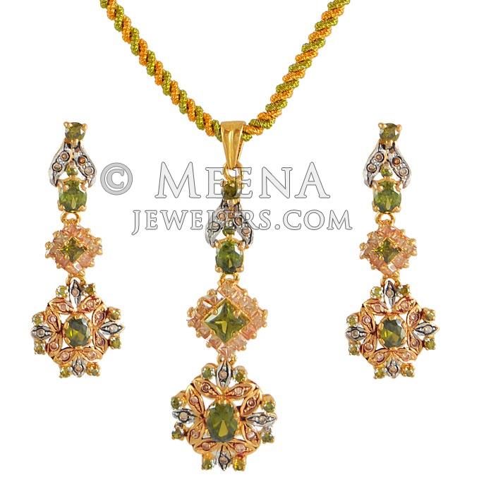 22K Antique Pendant Set PeAn4041 22K Gold Pendant Set with colored