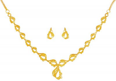 22Kt Yellow Gold  Necklace Set ( Light Sets )