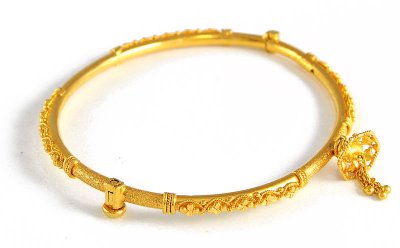 22Kt Gold Bangle with Hanging - BaGo3950 - 22K Gold Bangle with ...