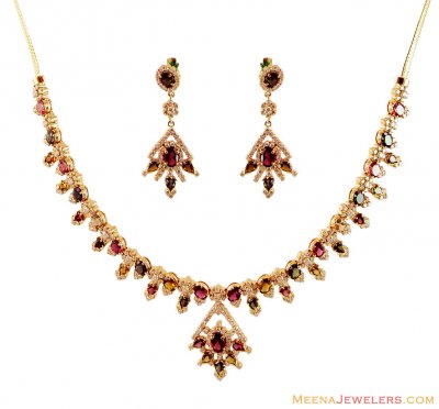 18Kt Gold Diamond Necklace Set ( Diamond Necklace Sets )