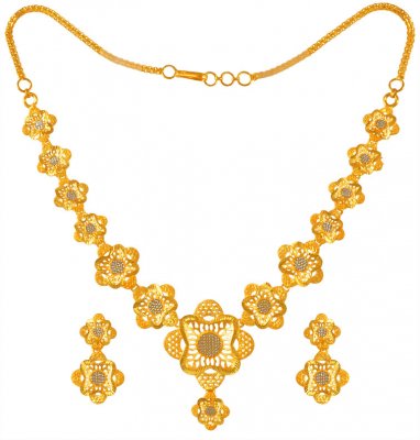 22 Kt Gold Necklace Set - StLs22940 - 22 Karat Gold floral designed ...