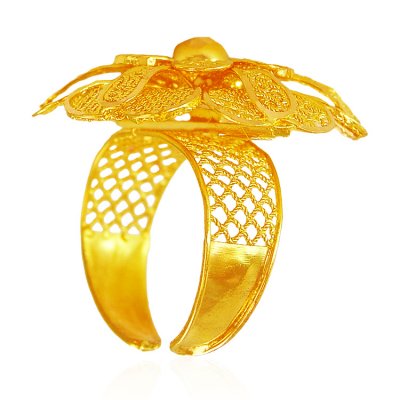 22Kt Gold Floral Ring  ( Ladies Gold Ring )