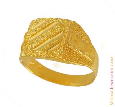 22K Gold Mens Ring - RiMs6599 - 22K Gold Mens ring ( with linear design ...